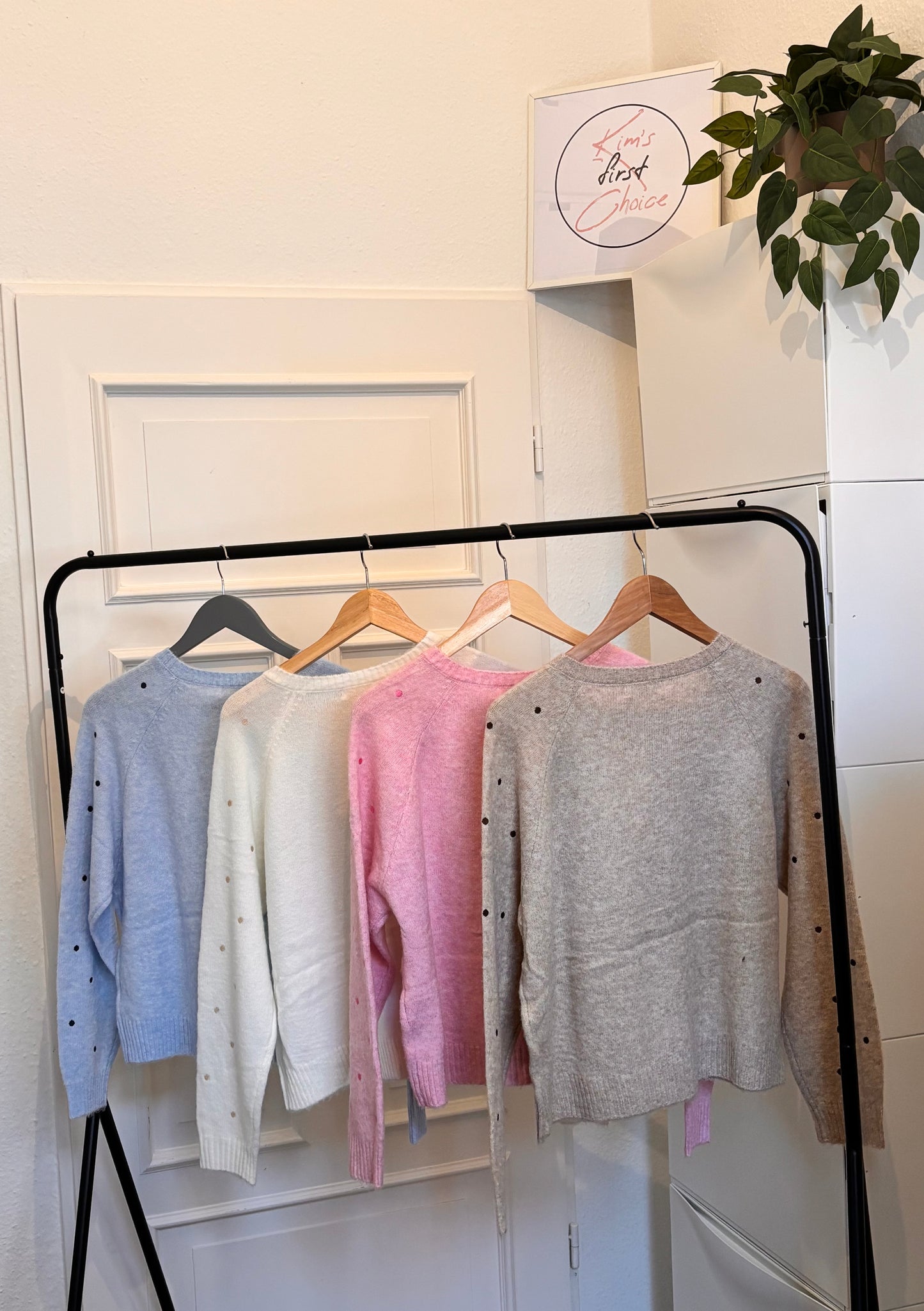 Cardigan mit Punktemuster – 4 Farben
