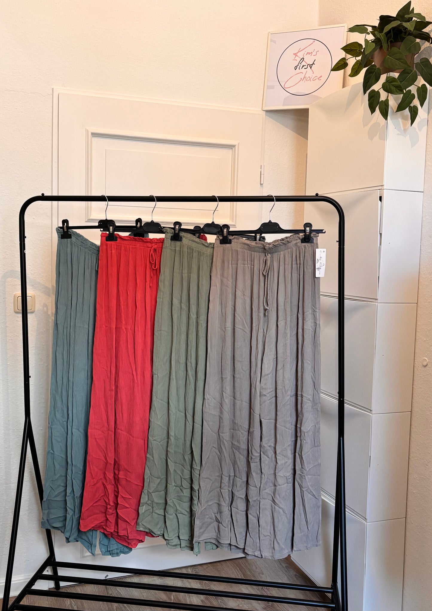 Fließende Palazzo-Hose – 100% Viskose