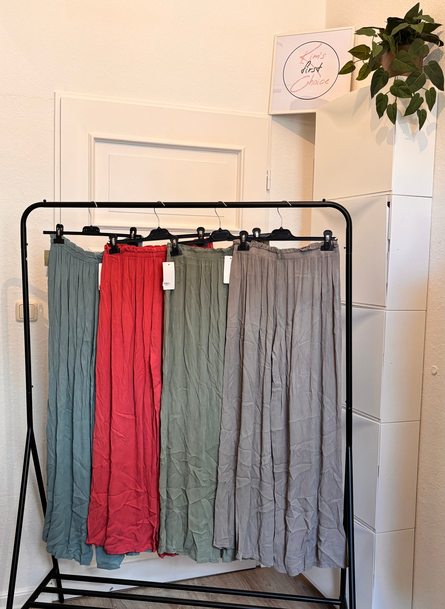 Fließende Palazzo-Hose – 100% Viskose
