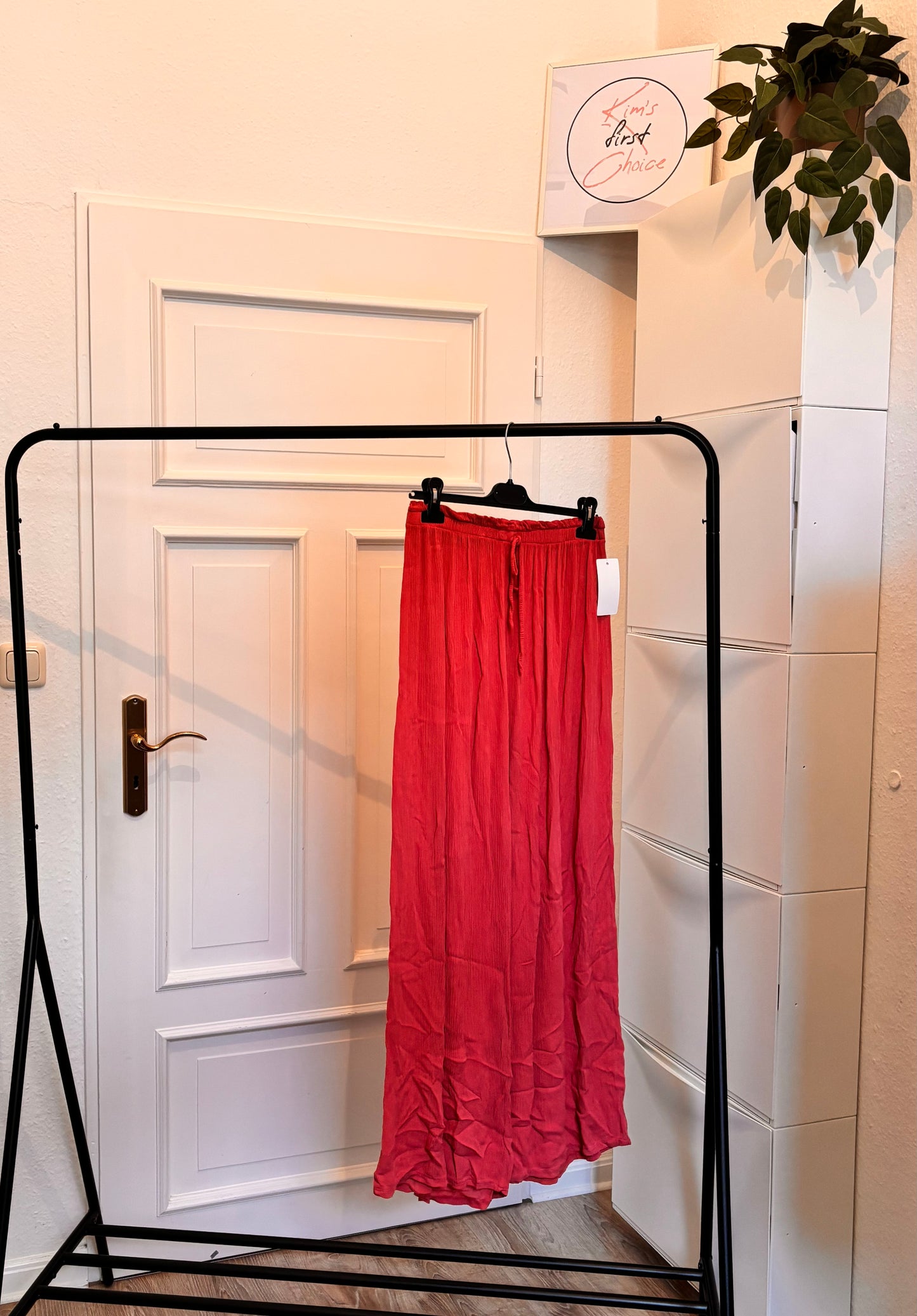 Fließende Palazzo-Hose – 100% Viskose